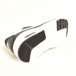 NIKE CZ5358 NEGRO/002-2