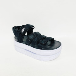 NIKE DH0223