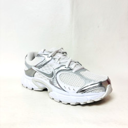 NIKE HQ7901